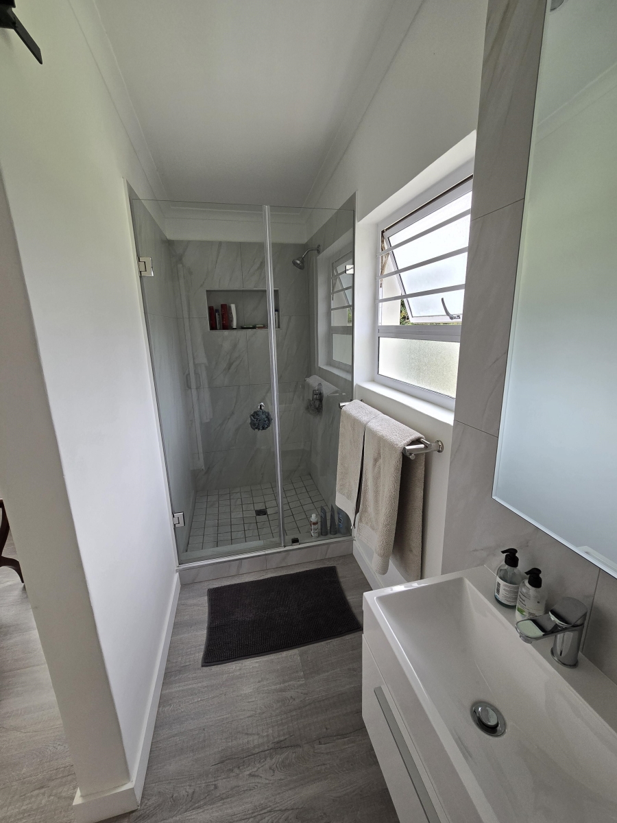 To Let 3 Bedroom Property for Rent in Protea Valley Western Cape
